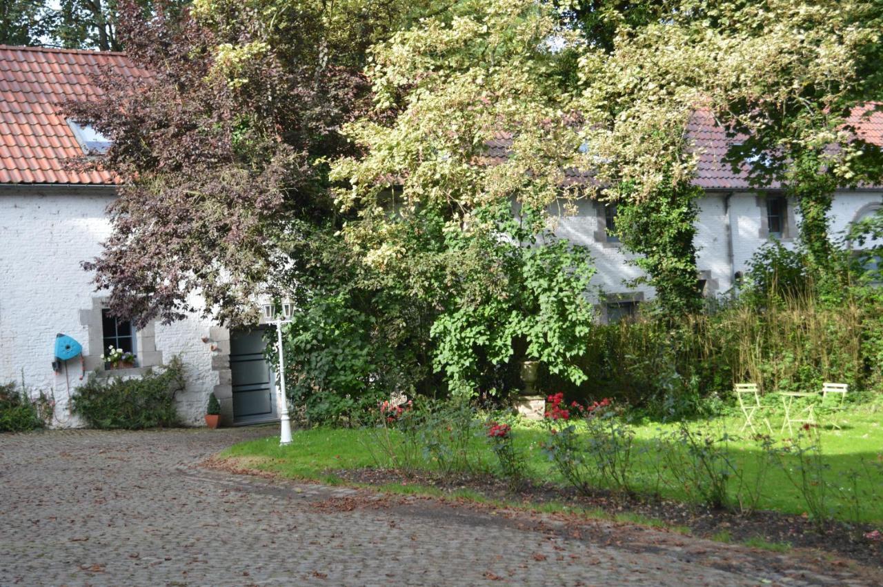 La Gentilhommiere Du Chateau De Ragnies 外观 照片